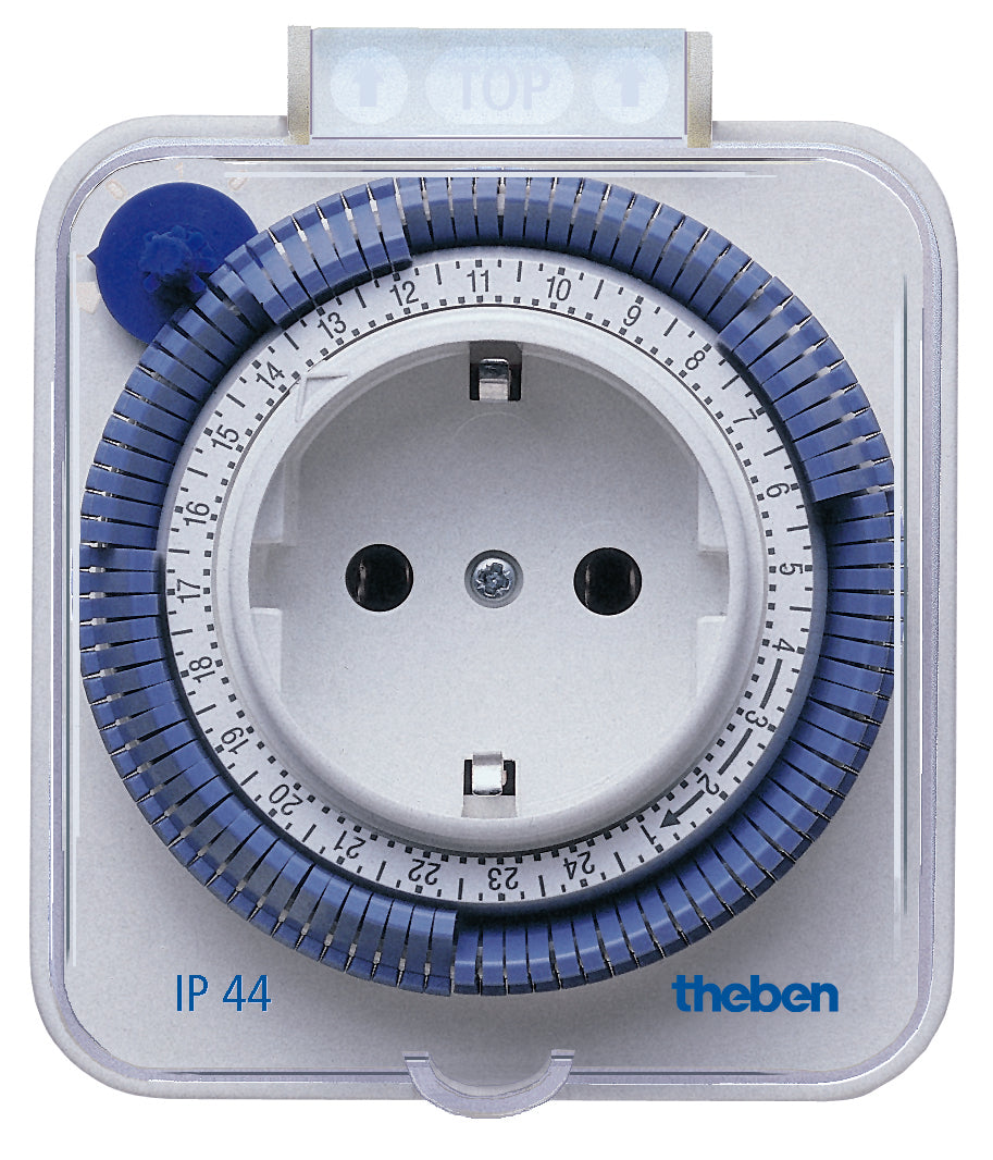Theben, Theben-timer 26, kompakter Zeitprogrammstecker mit Spritzwasserschutz (IP 54), Tageszeitprogramm durch 96 Segmente im Abstand von 15 Min. programmierbar. Handschalter für Schaltungsvorwahl, Schaltleistung 3500 W. 